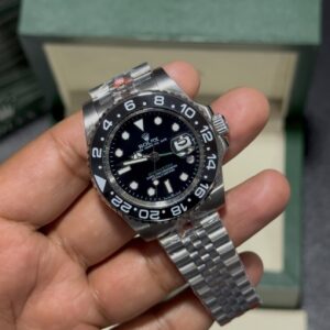 GMT - Black Dial - Silver Jubilee Bracelet