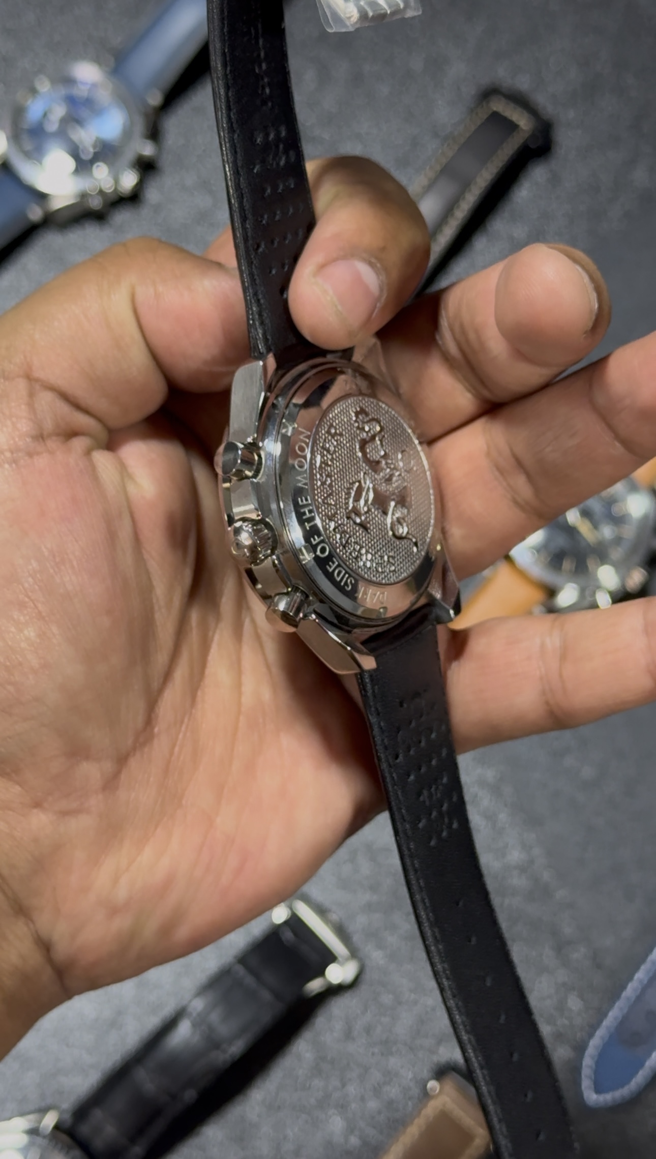 Speedmaster - Chrono - Black dial - Black Leather Strap