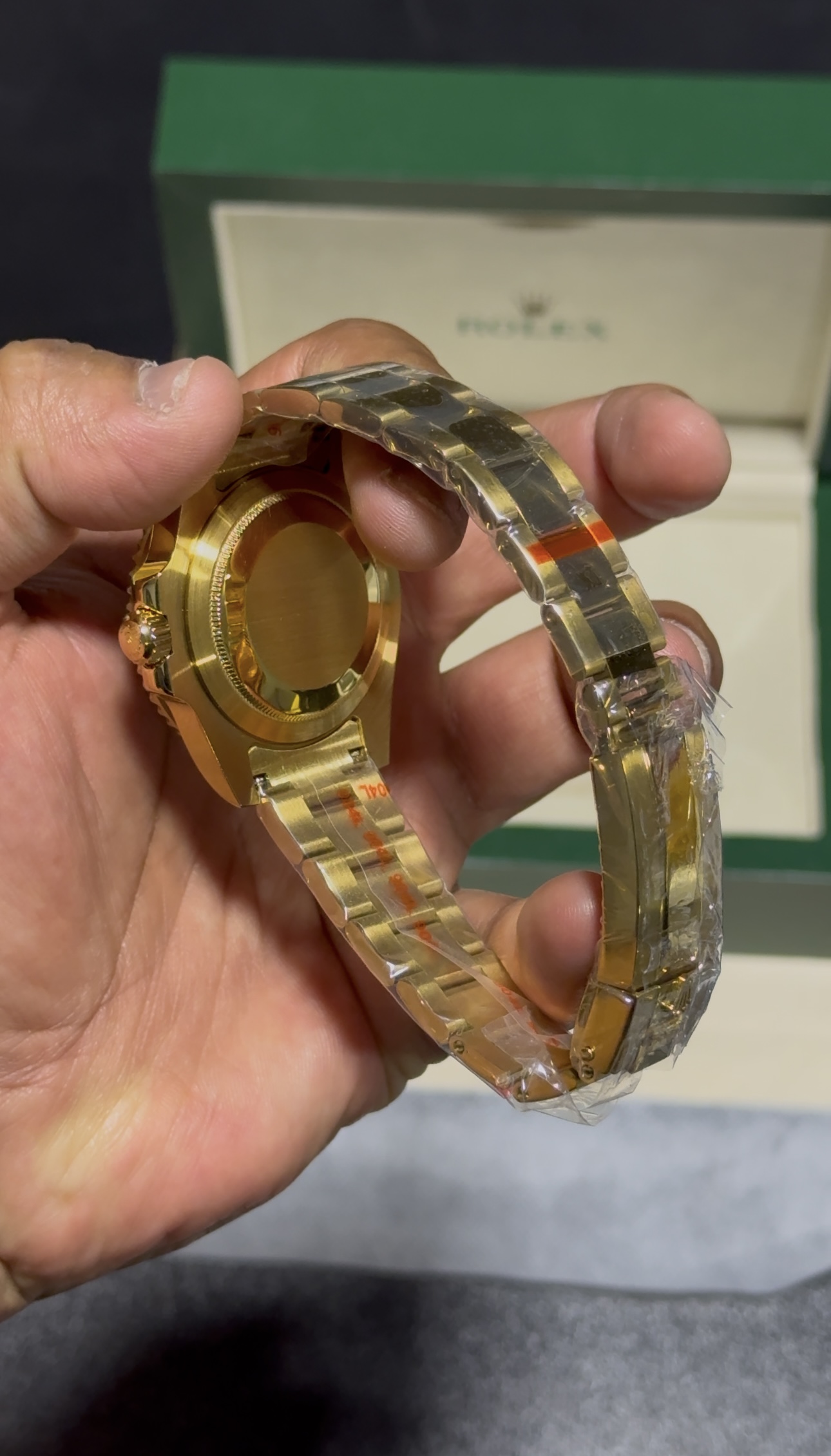 Submariner - Green Dial - Gold Oyster Bracelet