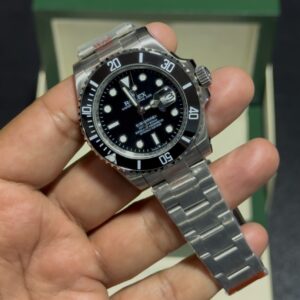 Submariner - Black Dial - Silver Oyster Bracelet