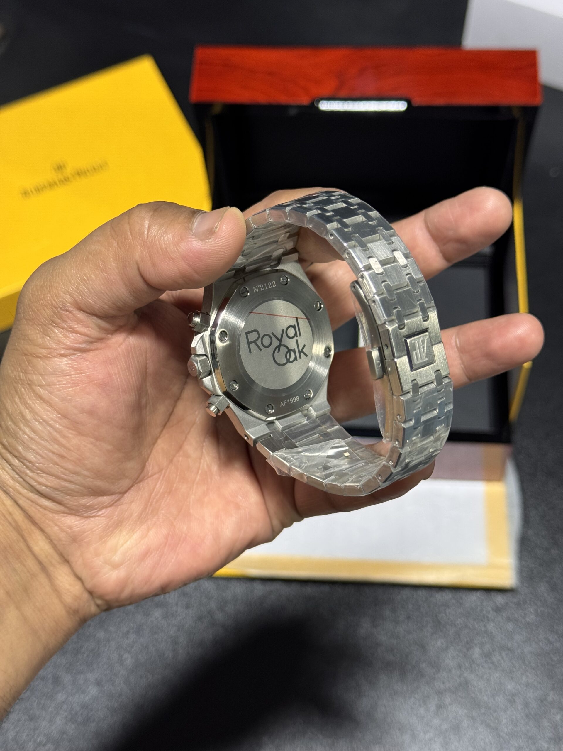 AP Royal Oak - Chrono - Yellow Dial - Silver Bracelet